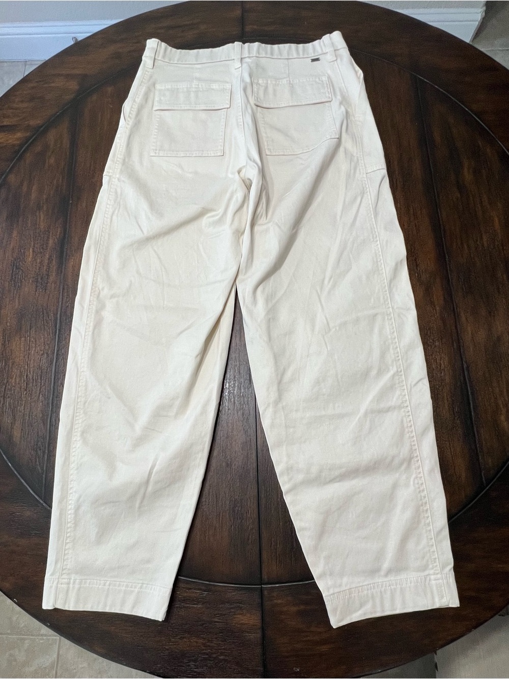 Vuori NWOT Anza Twill Structured Barrel Leg Pant VW4310 Natural Women’s Size Med - Picture 2 of 15
